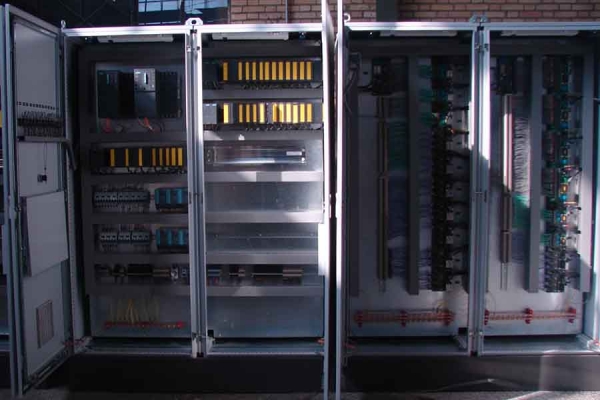 Azer Oil Field Wellhead Control Panel